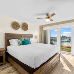 Monaco Sands | Private Beach & Chair Setup