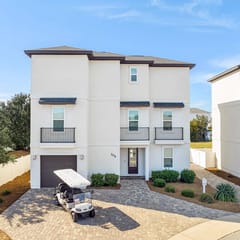 Grand Vista Chateau | Heated Pool & Golf Cart