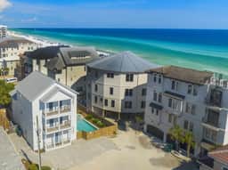 Seaside Palace | Pool, Game Room & Beach Service