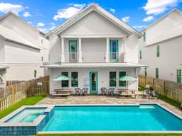 Ellis Retreat | Pool, Game Room & Golf Cart