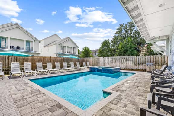 Cobian Breeze | Spa, Game Room & Golf Cart - Image 1