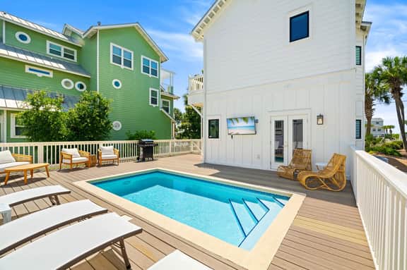 Crystal Oasis | Beach Chair Setup & EV Charger