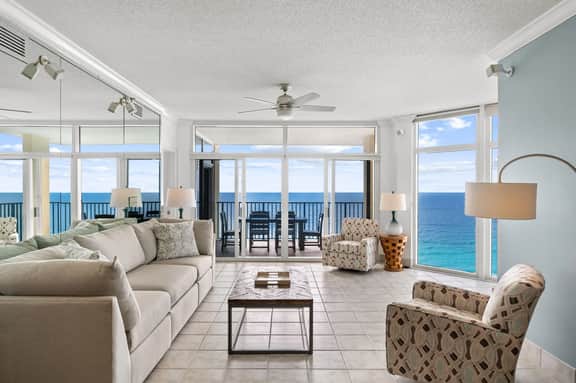 Jade East 1640 | Pool, Gym, Spa & Pickleball