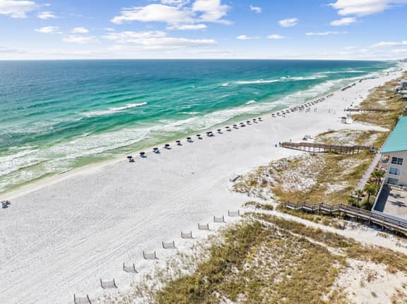 Sunfish Royale | Private Beach, Pickleball, Spa