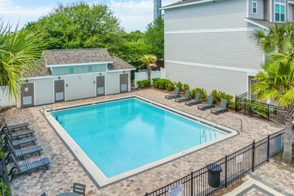 Silverfin Villa | Pool, Pets Friendly