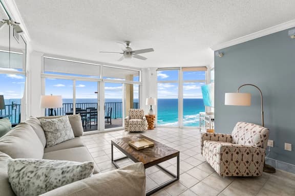 Jade East 1640 | Pool, Gym, Spa & Pickleball