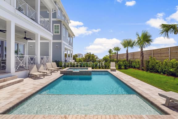 Tango Waves | Gulf Views, Spa, Elevator, Billiards