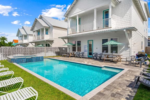 Ellis Retreat | Pool, Game Room & Golf Cart