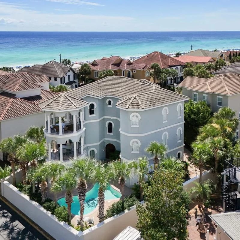 Ballamore Beach Haven | Elevator, Spa & Pool